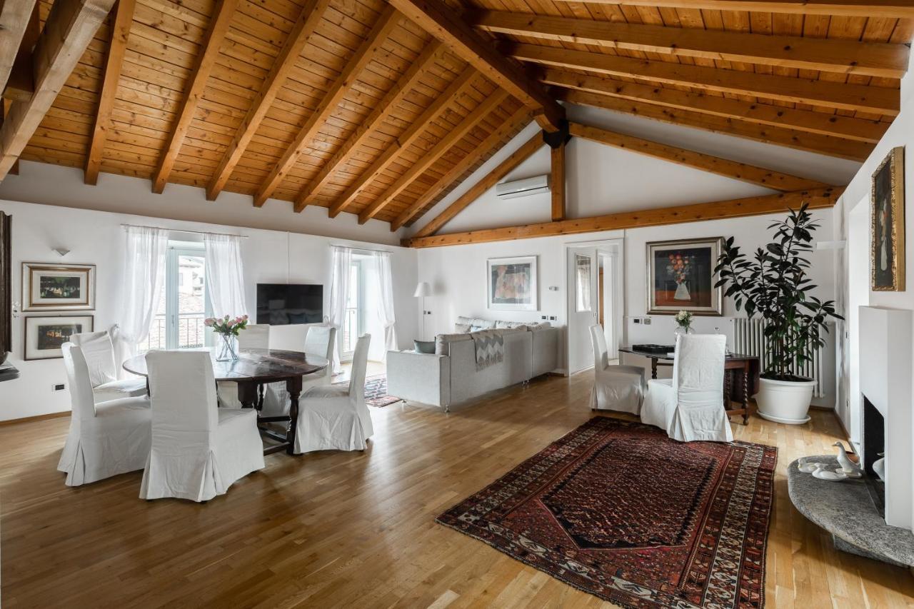 A Casa Nuccia Mansarda By Holiday Solutions Como Exteriör bild